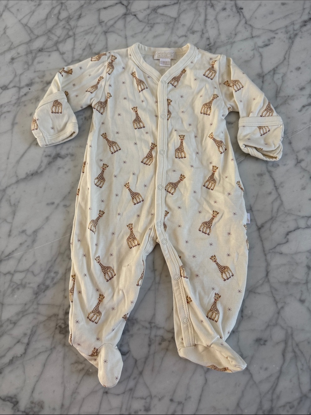 Kissy Kissy x Sophie the giraffe 0-3 mo Sleeper NWOT